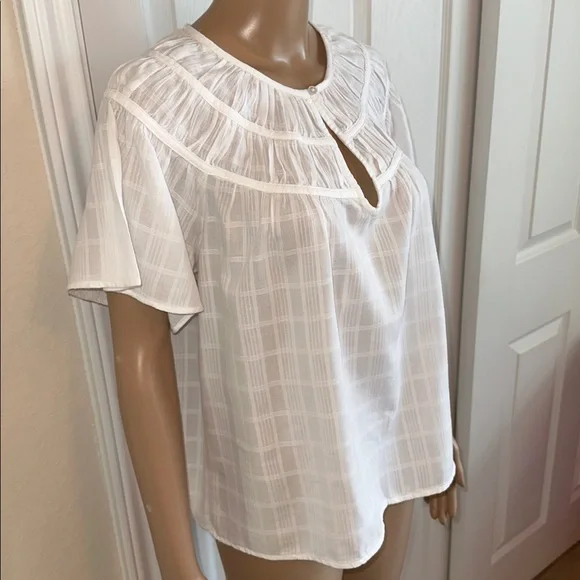 Old Navy White Ruffled Women's Top Size Small. - Picture 2 of 13